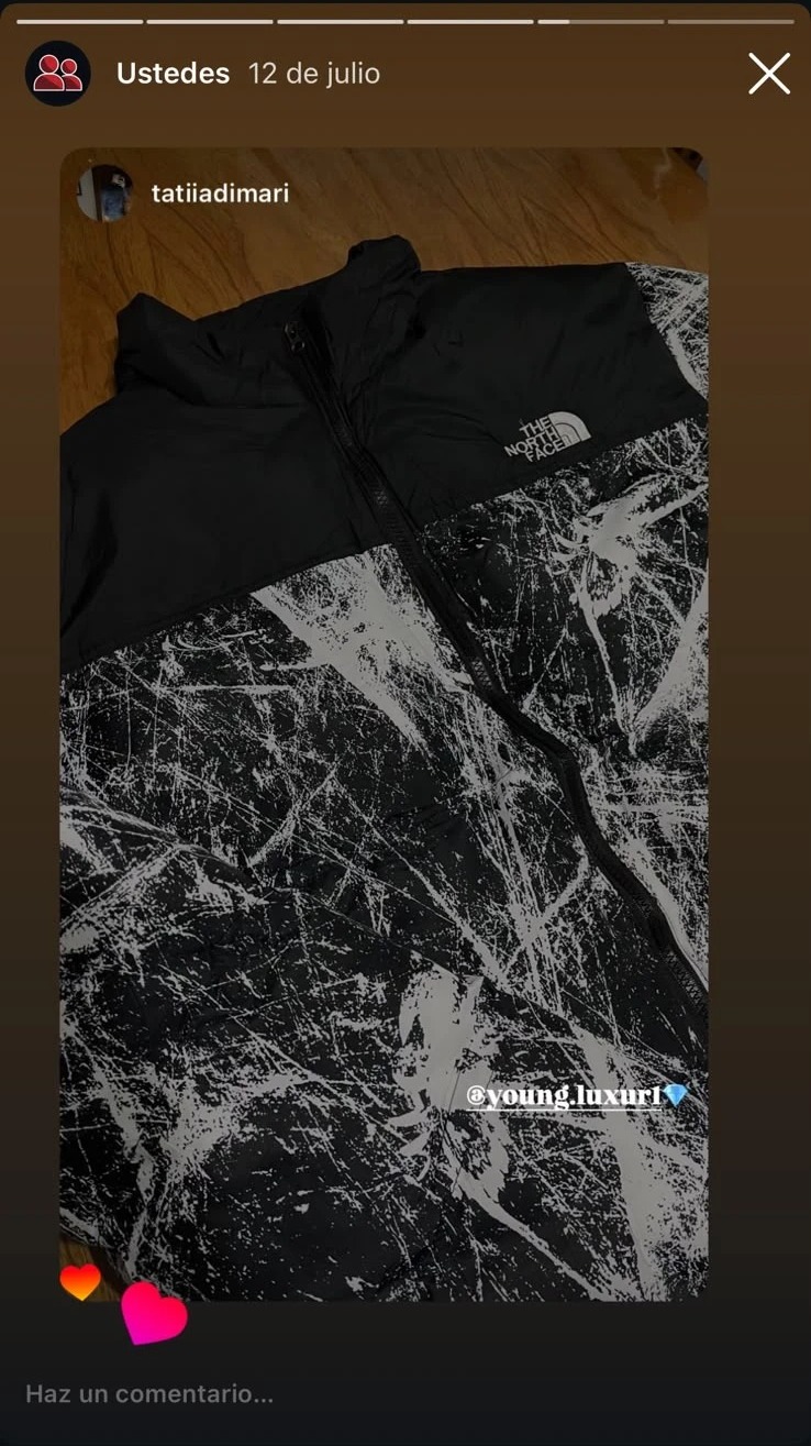 Cliente de Young con su campera The North Face